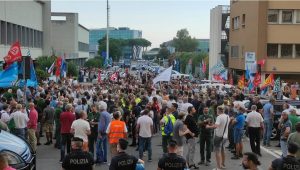 Ita,-lavoratori-Alitalia-bloccano-l'autostrada-Roma-Fiumicino:-la-situazione