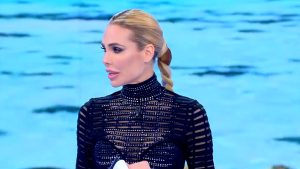 Ilary Blasi, L'Isola dei Famosi