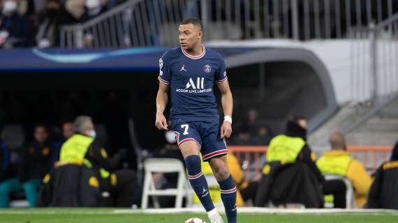 mbappe-e-ines-rau-insieme-lei-prima-donna-trans-su-playboy