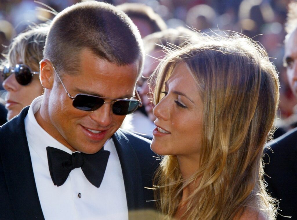 brad-pitt-jennifer-aniston-fa-causa-richiesti-100-milioni-di-dollari